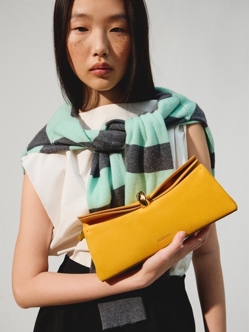 The Valérie clutch