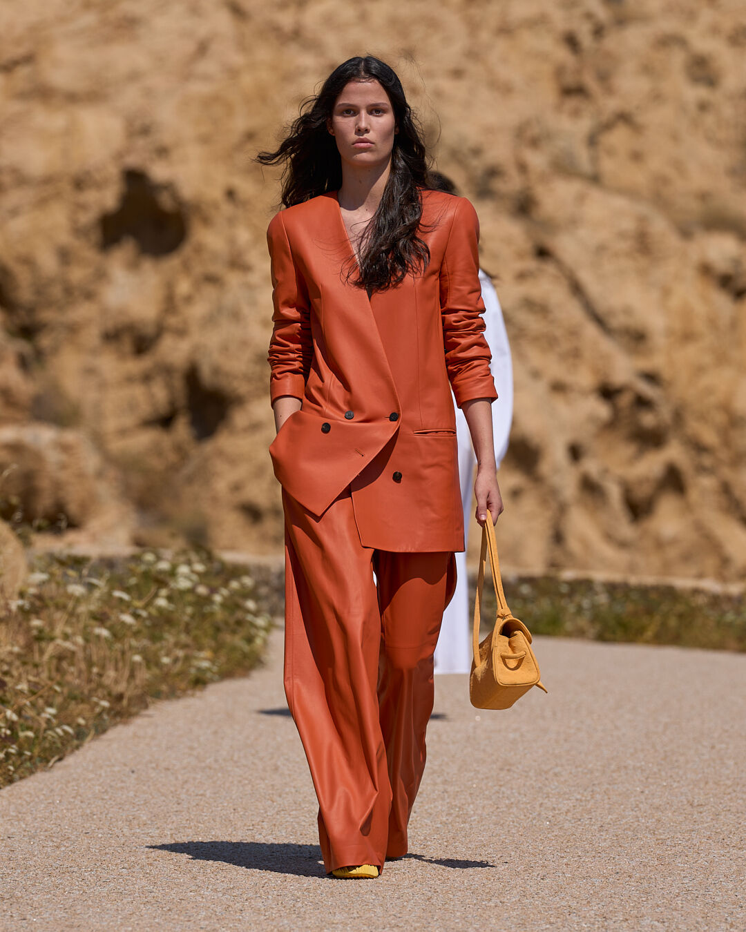 Look-11