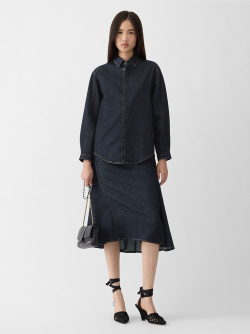 The Amelo de-Nîmes denim shirt