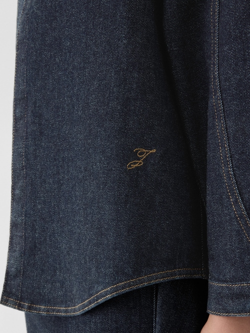 The Amelo de-Nîmes denim shirt