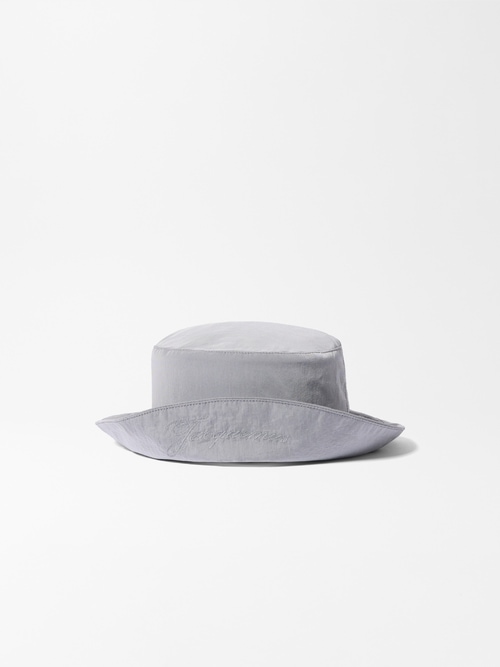 The Baluchon bucket hat