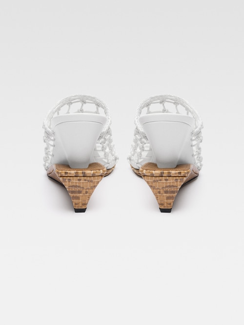The double woven shoes