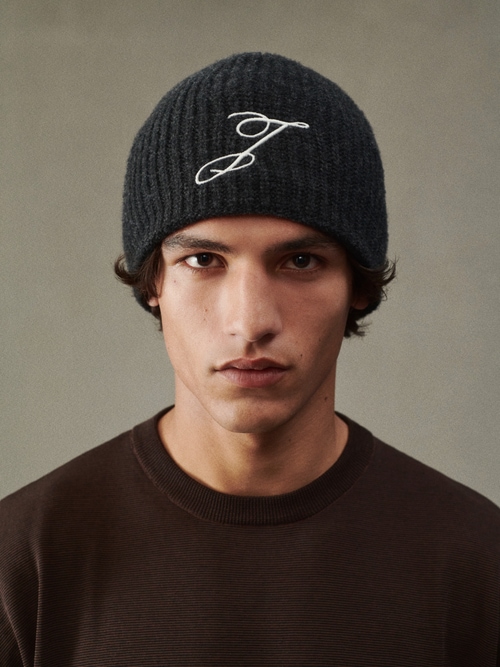 The Espiral beanie