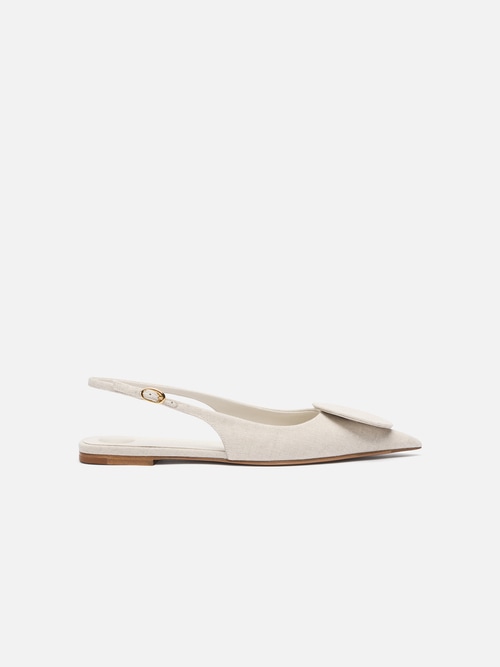 The flat Duelo slingbacks