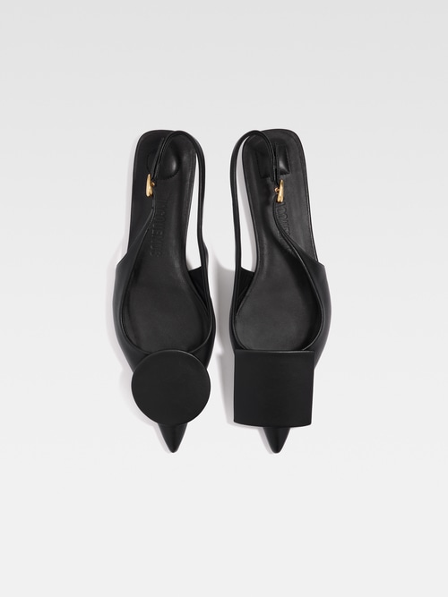 The flat Duelo slingbacks