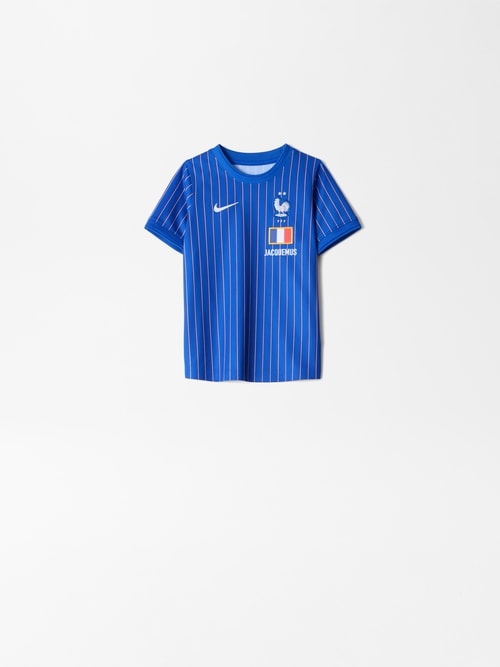 The France pre-match jersey for kids