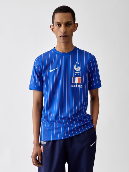 The France pre-match jersey for men