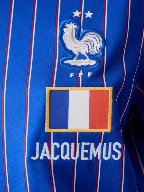 The France pre-match jersey for women