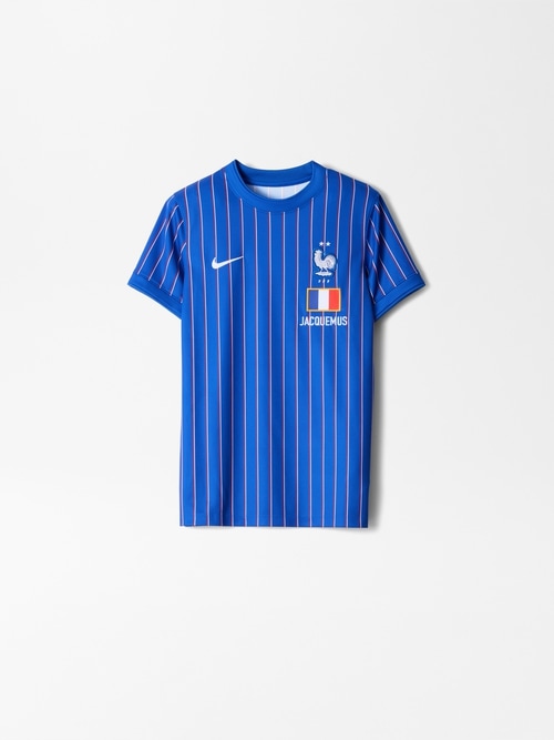 The France pre-match jersey for women