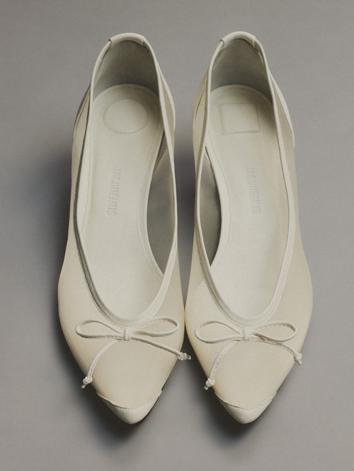The low Tourni heels