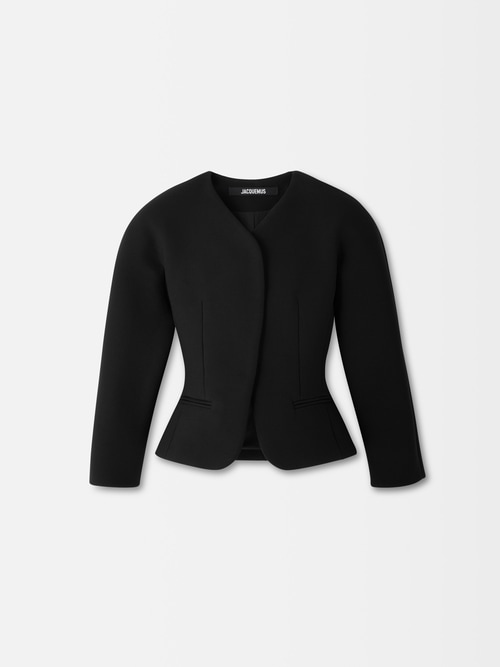 The mini Ovalo jacket