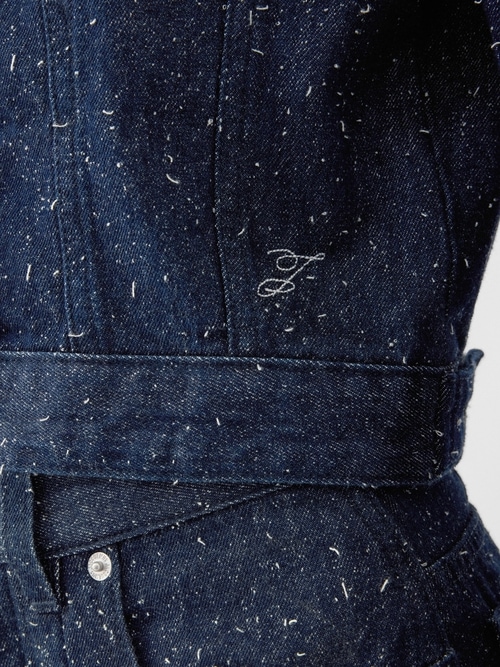 The Ovalo de-Nîmes denim jacket