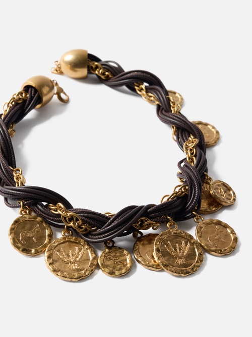The Pièces necklace