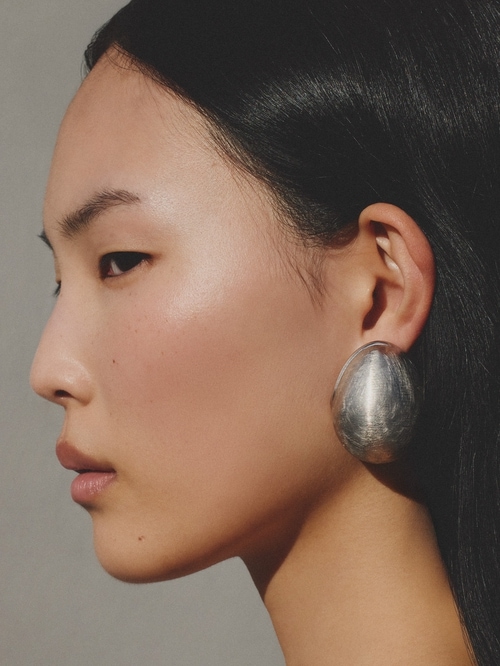 The Raisin earrings