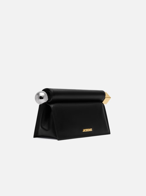 The Rond Carré clutch
