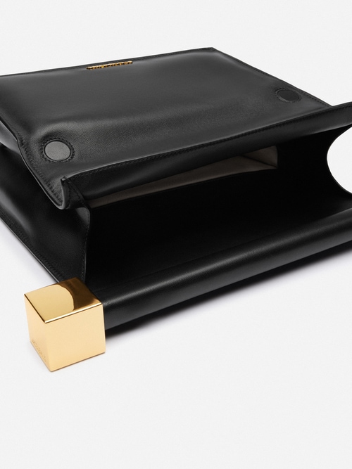 The Rond Carré clutch