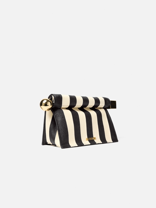 The Rond Carré clutch