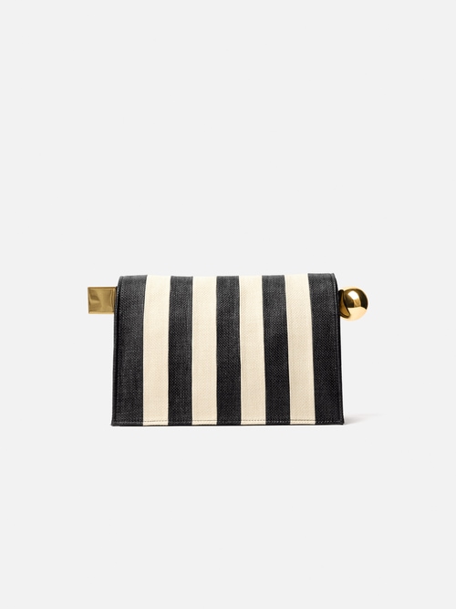 The Rond Carré clutch