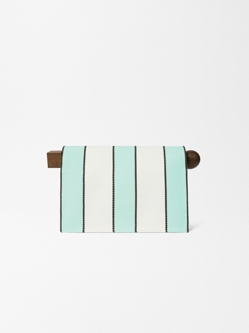 The Rond Carré clutch