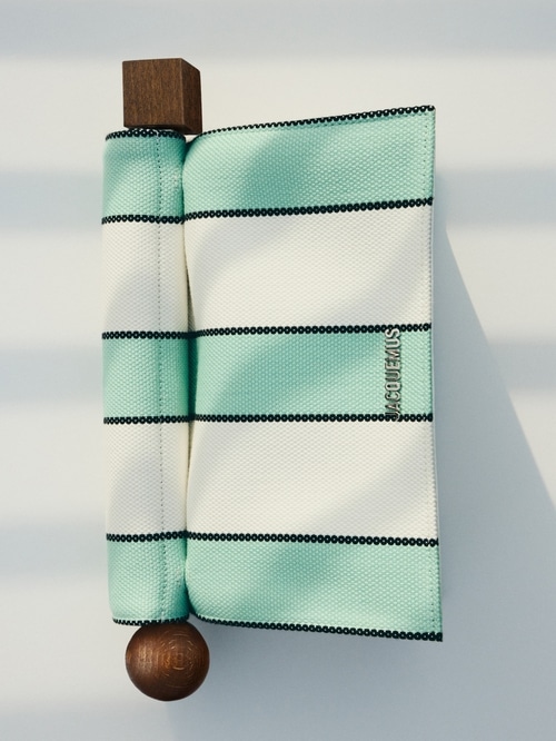 The Rond Carré clutch