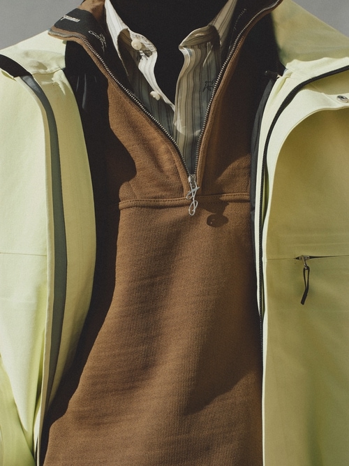 The Rond Carré zipped-rollneck sweatshirt