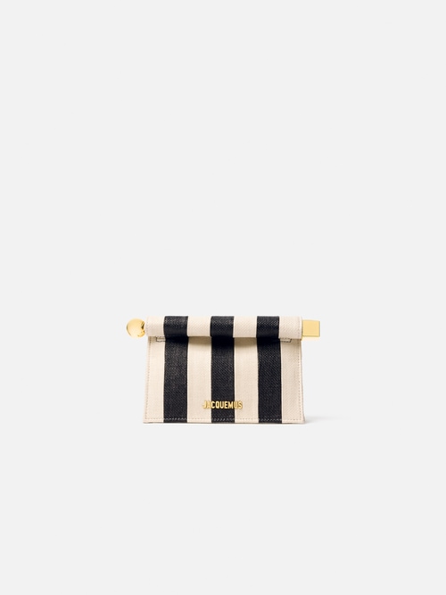 The small Rond Carré clutch