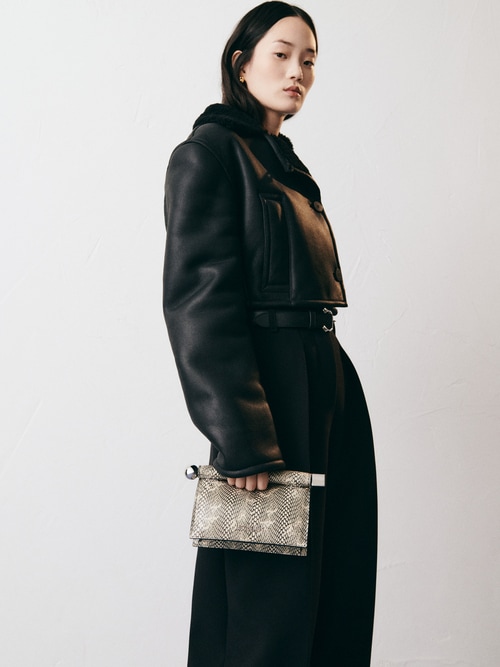 The small Rond Carré clutch