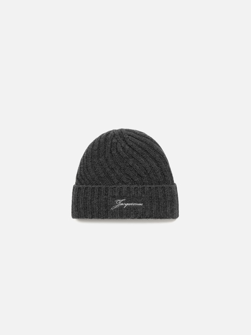 The Tourni beanie