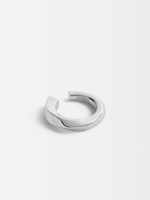 The Tourni ring