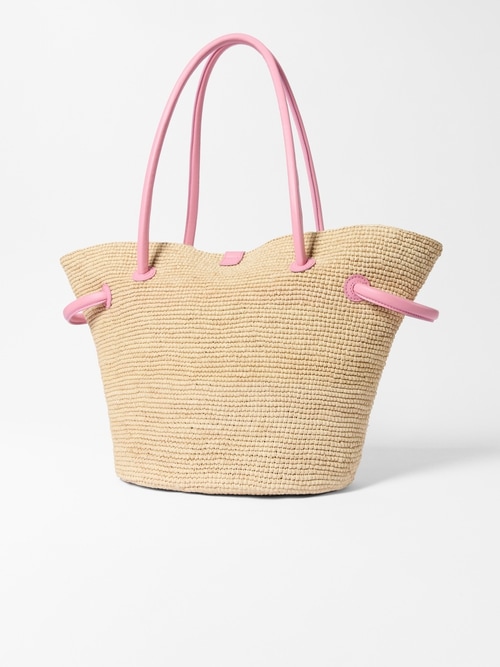 The Turismo basket
