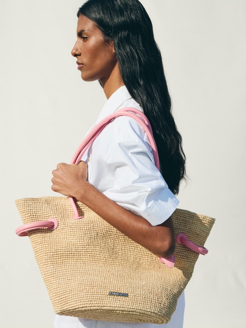 The Turismo basket