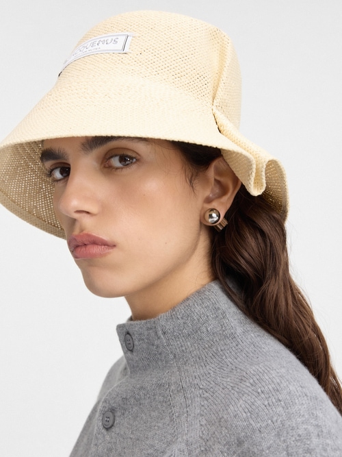 The Vela hat